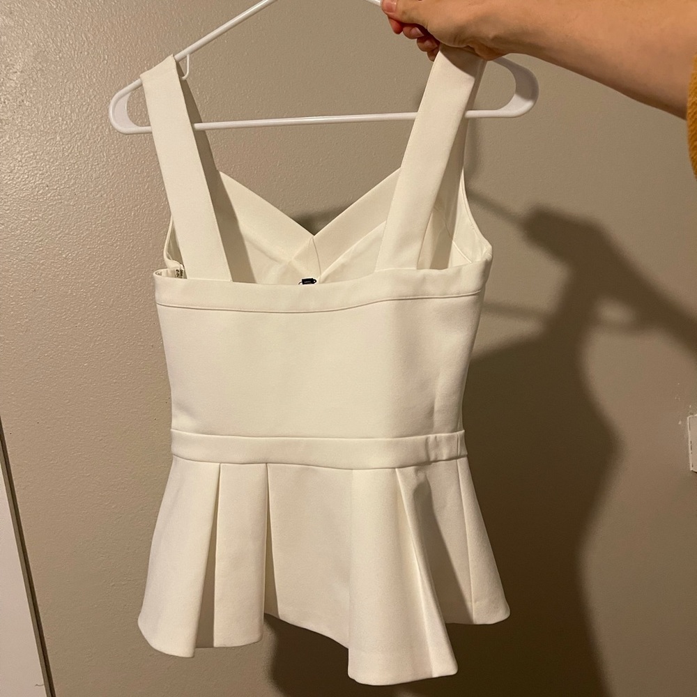 LOT (2) Banana Republic Peplum tank Tops WHITE & BLACK - Picture 3 of 7